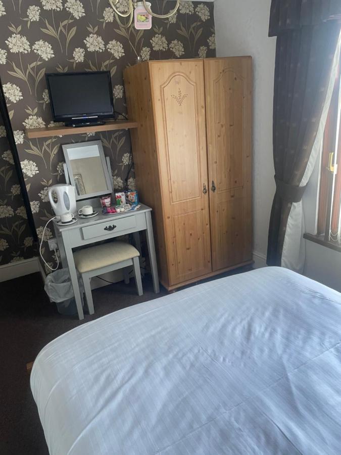 Milton Hotel Llanwern Village Newport (Gwent) Esterno foto