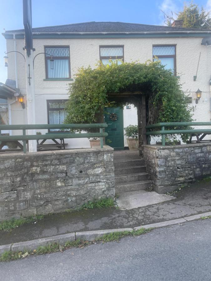 Milton Hotel Llanwern Village Newport (Gwent) Esterno foto