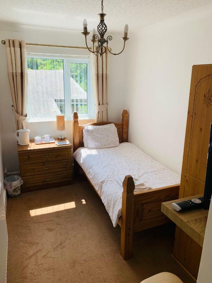 Milton Hotel Llanwern Village Newport (Gwent) Esterno foto