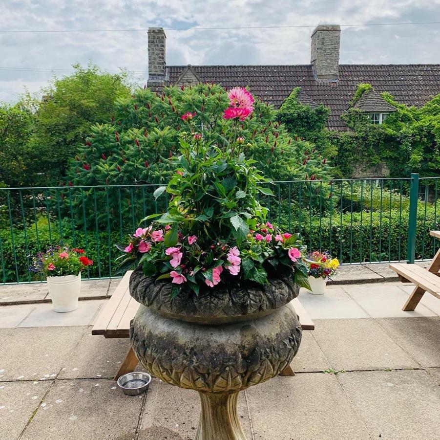 Milton Hotel Llanwern Village Newport (Gwent) Esterno foto